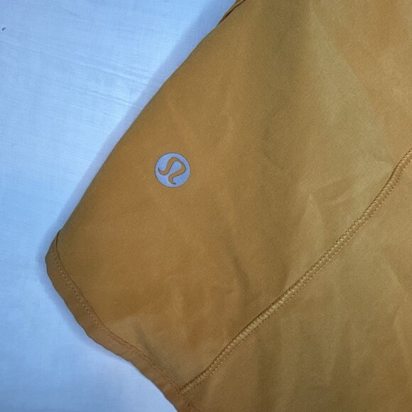 Lululemon Women's Track That 5" Inseam High Rise Shorts Size 2 Orange - Picture 2 of 8